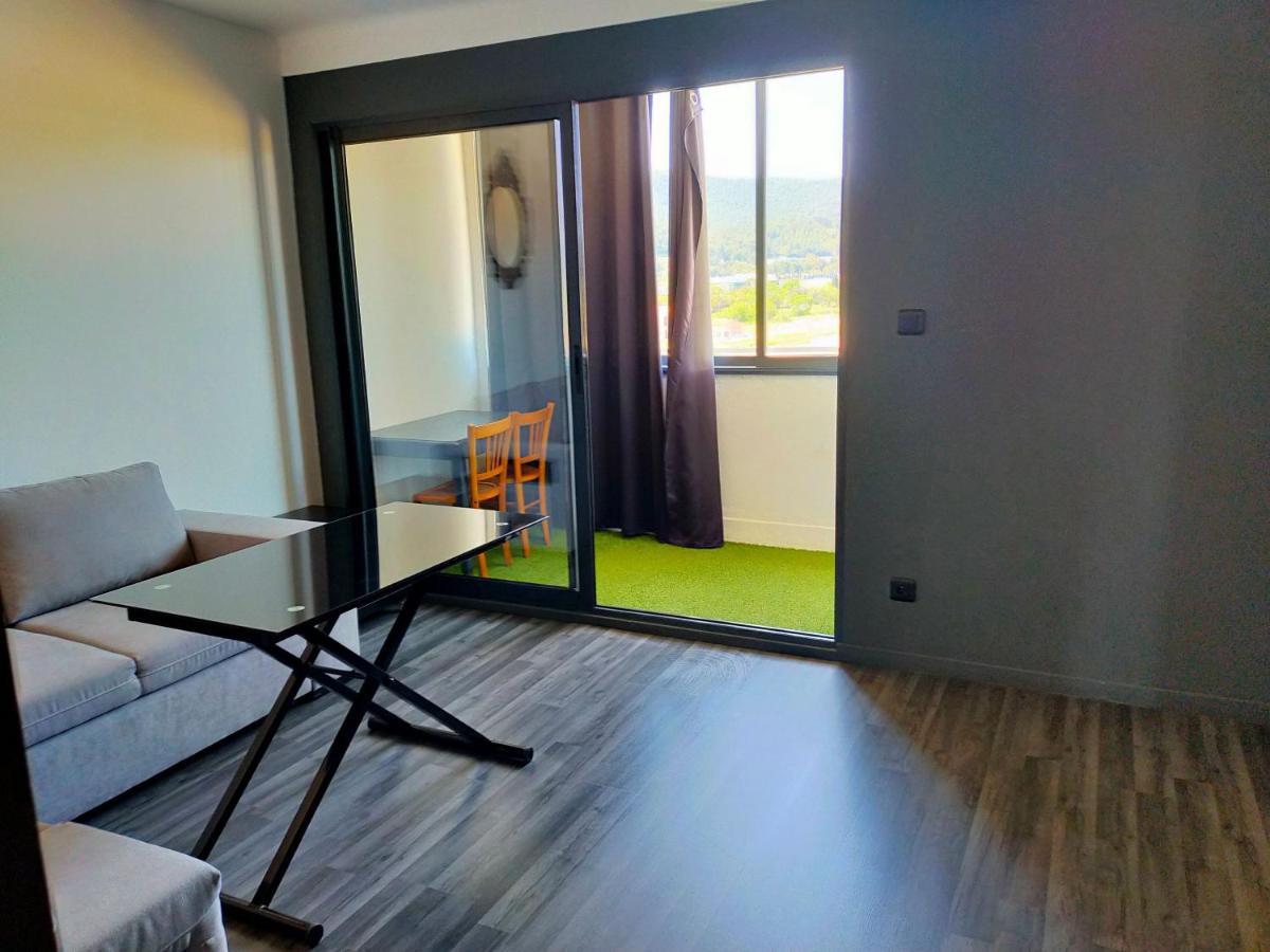 Appartement En Duplex Au 3Ieme Etage Sans Ascenseur Hyères Kültér fotó