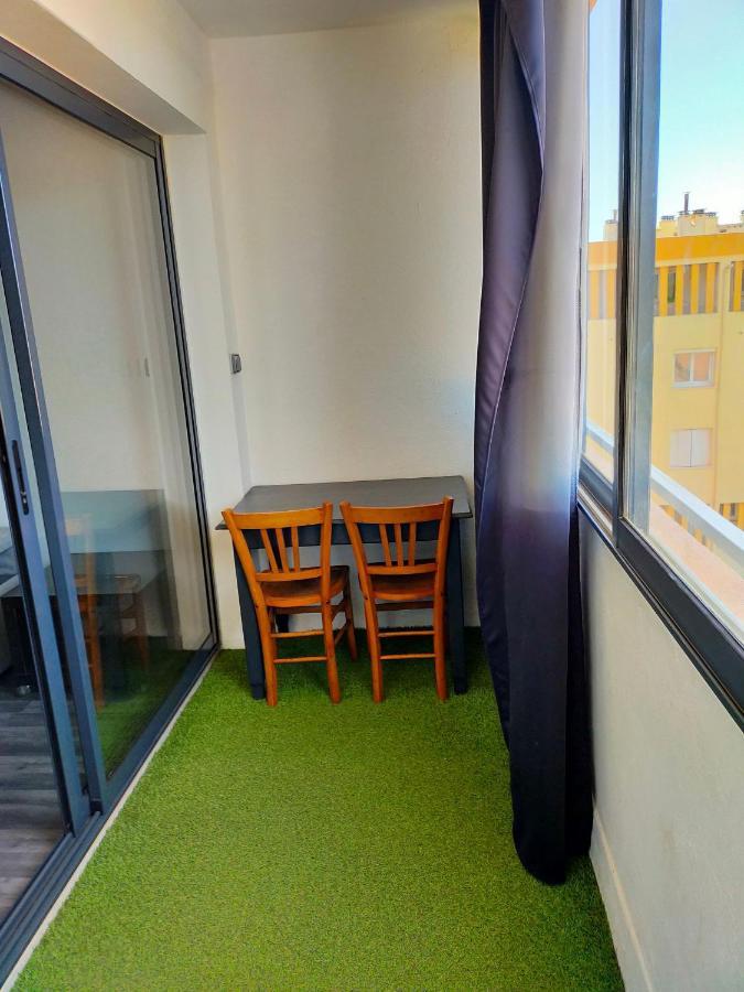 Appartement En Duplex Au 3Ieme Etage Sans Ascenseur Hyères Kültér fotó