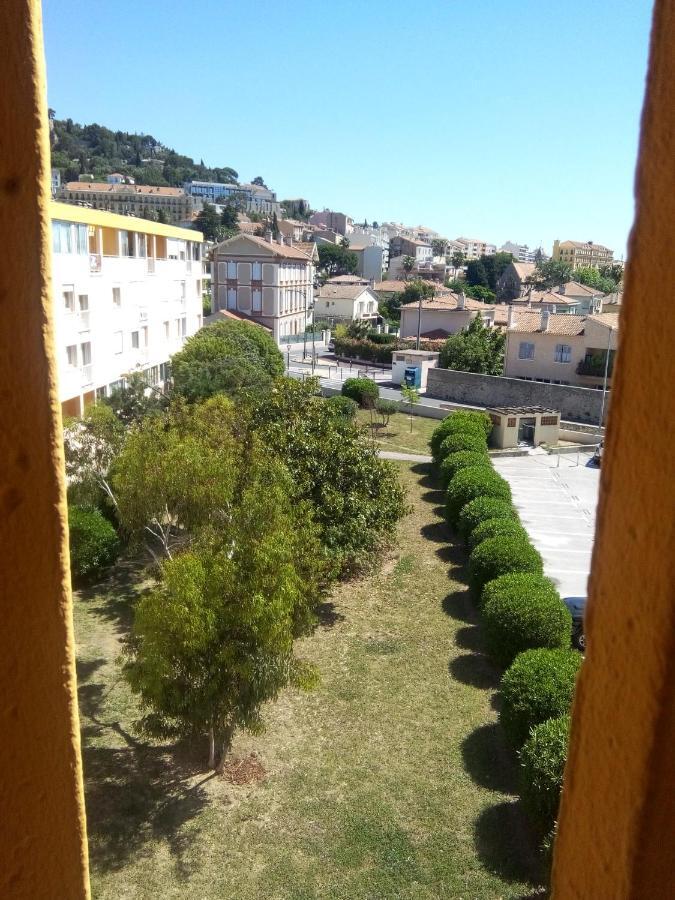 Appartement En Duplex Au 3Ieme Etage Sans Ascenseur Hyères Kültér fotó